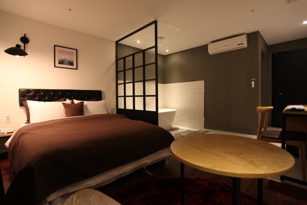 Hotel Banwol Uijeongbu Cameră foto